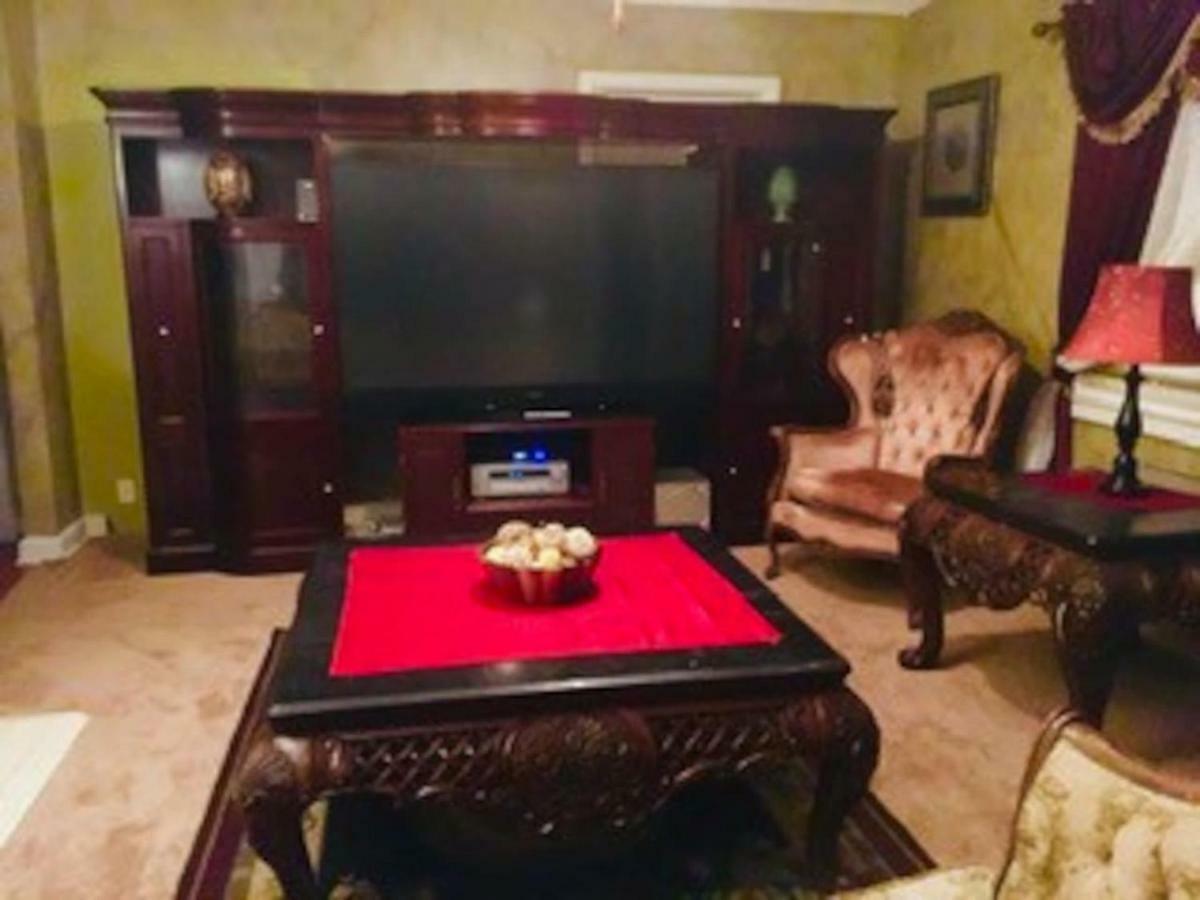 Best Deal In Town! Entire 1 Bedroom Apartment 59 Montgomery Esterno foto